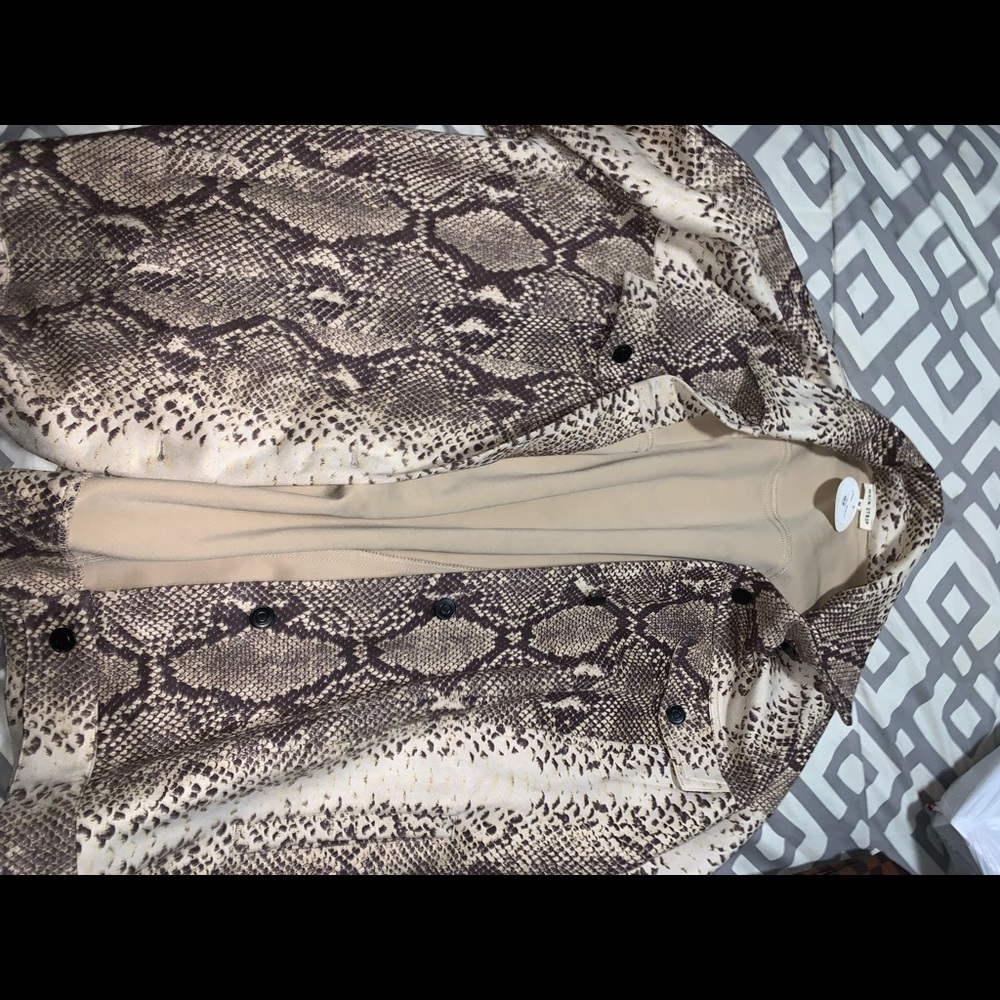 Super cute brand new oversized jacket!